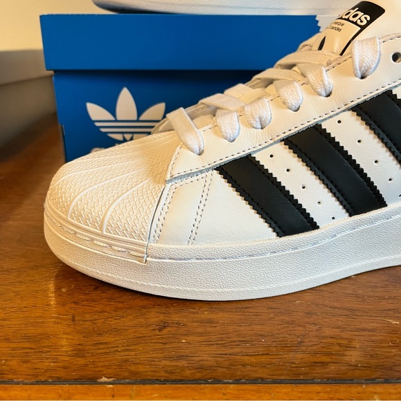 ADIDAS Women's White Superstar XLG Shoes - Picture 2 of 11